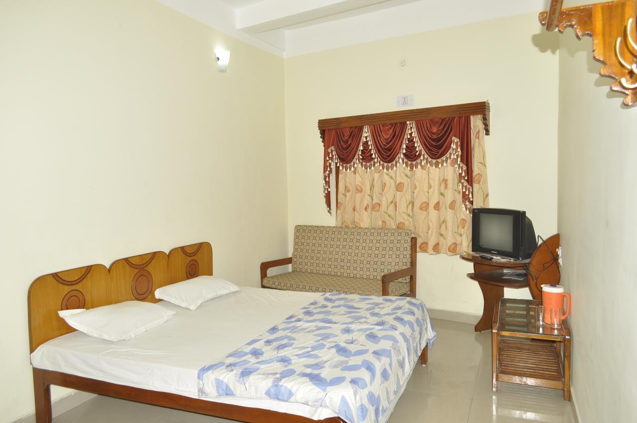 Hotel Pleasure Landmark Ujjain Zewnętrze zdjęcie